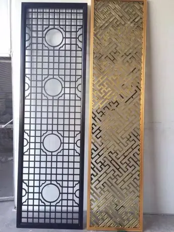 Écrans en aluminium gravés en forme de fleur, panneau simple