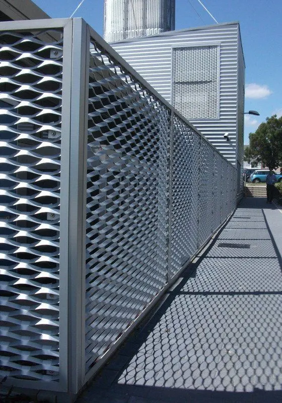 Mésh décoratif en métal perforé en aluminium galvanisé — Foshan Qi Aluminum Decorative Materials Co. Ltd