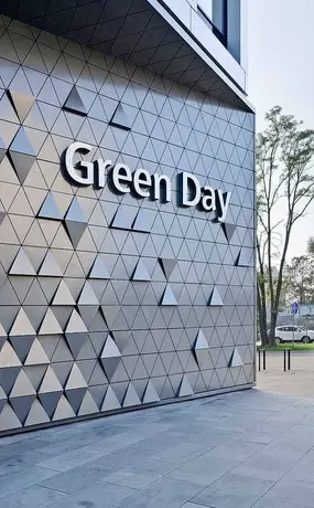 Panneau décoratif en aluminium super durable, revêtement poudre JOTUN, panneau de revêtement de façade pour décoration de façade de bâtiment