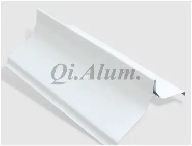 Profils décoratifs en aluminium en forme de V pour plafond baffle