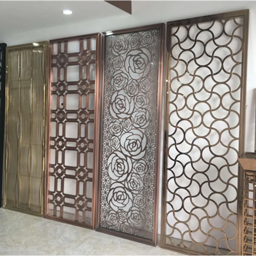 Panneaux de revêtement mural en aluminium extérieur à écran métallique perforé — Foshan Qi Aluminum Decorative Materials Co. Ltd