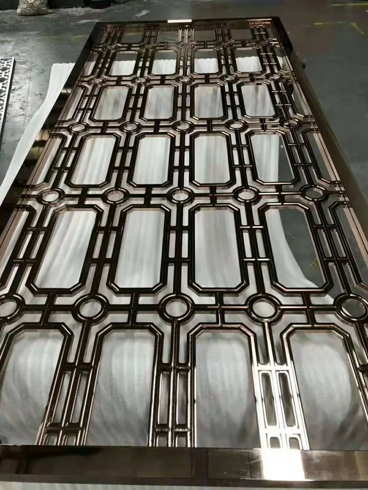Panneaux aluminium solides 6 mm / 0,4 mm, couleur unie Acm pour matériaux industriels — Foshan Qi Aluminum Decorative Materials Co. Ltd