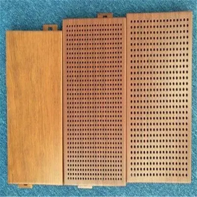 Feuille métallique 3D perforée en aluminium légère 2,0 mm pour façade — Foshan Qi Aluminum Decorative Materials Co., Ltd