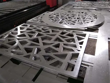 panneaux de grillage en fil d'aluminium perforé, prix usine