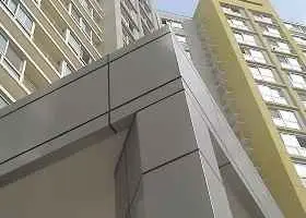 Panneau composite solide en aluminium à revêtement PE coloré sur mesure 3 mm pour revêtement mural intérieur