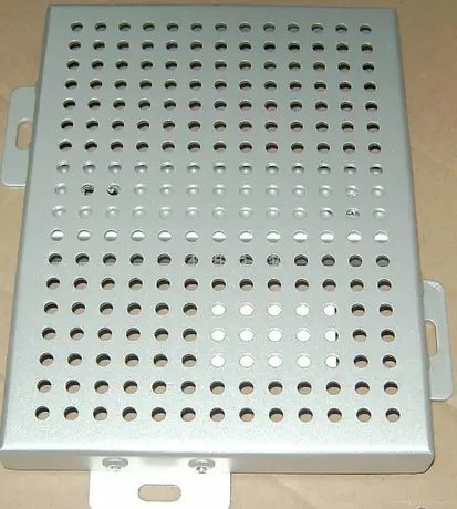 Panneaux métalliques ondulés perforés en aluminium AA1100