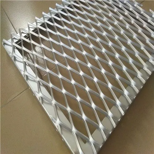 Tôle décorative en aluminium polyester poudre AA6063 — Foshan Qi Aluminum Decorative Materials Co. Ltd
