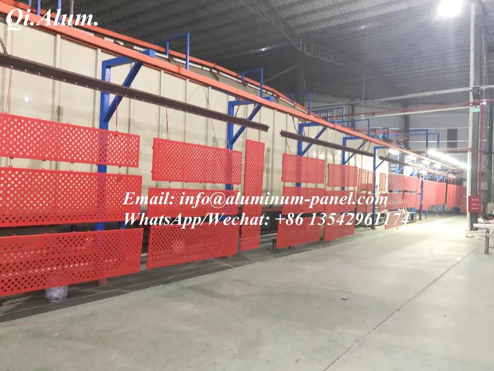 Feuilles de revêtement mural en aluminium étanches usine en Chine — Foshan Qi Aluminum Decorative Materials Co. Ltd