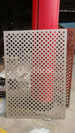 Qi. Alum. Série spéciale panneau décoratif en aluminium pour façade