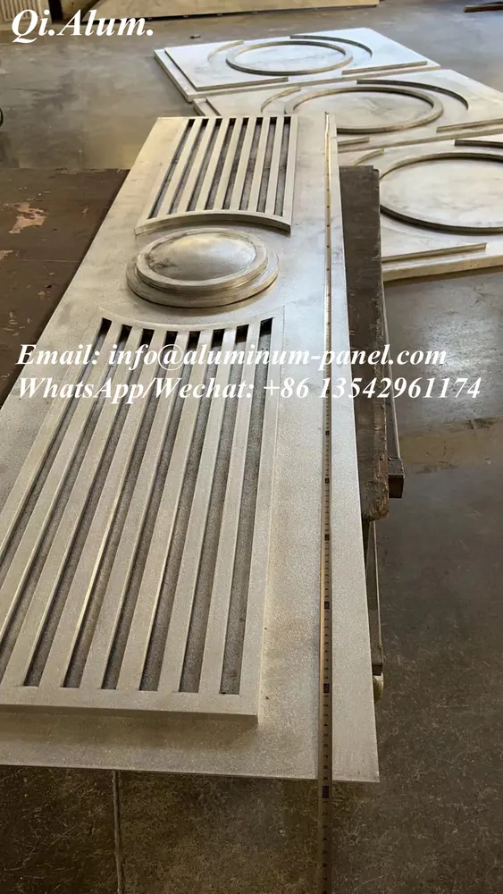 Panneaux décoratifs en aluminium ignifugés extérieurs 4 mm — Foshan Qi Aluminum Decorative Materials Co., Ltd