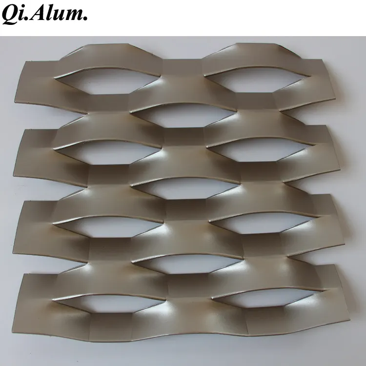 Panneau en filet métallique perforé en aluminium AA5005 — Foshan Qi Aluminum Decorative Materials Co., Ltd