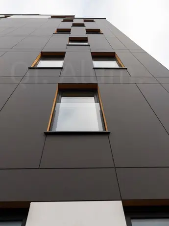Fabricant de panneaux de mur-rideau — panneaux composites décoratifs en aluminium nid d'abeille, vue 4