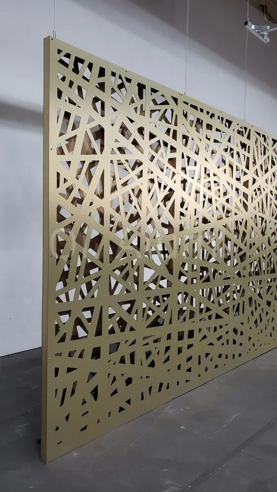 Panneaux modernes de façade rideau en aluminium découpé au laser — Foshan Qi Aluminum Decorative Materials Co. Ltd