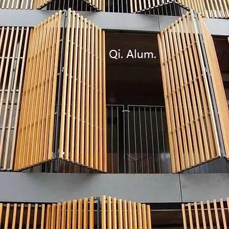 Panneaux de revêtement à lames en section boîte en alliage d'aluminium, façade extérieure, mur-rideau vue 7