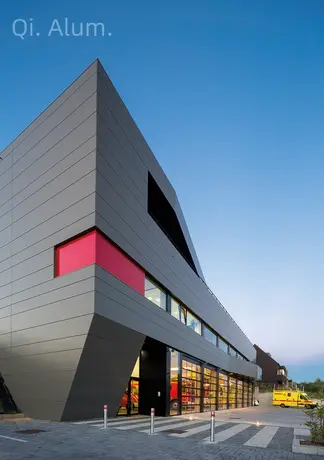 Panneaux composites en aluminium design moderne, tôles de revêtement mural métallique avec revêtement poudre PVDF pour décoration extérieure vue 6