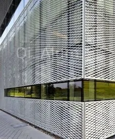 Rouleaux de maille métallique expansée 3×6 mm, métal expansé en aluminium, rouleau de treillis en fil d'aluminium — Foshan Qi Aluminum Decorative Materials Co., Ltd