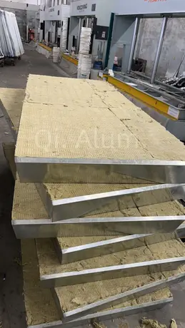 Boîtier arrière en aluminium avec boîtier ombre, forte résistance à la corrosion et aux UV