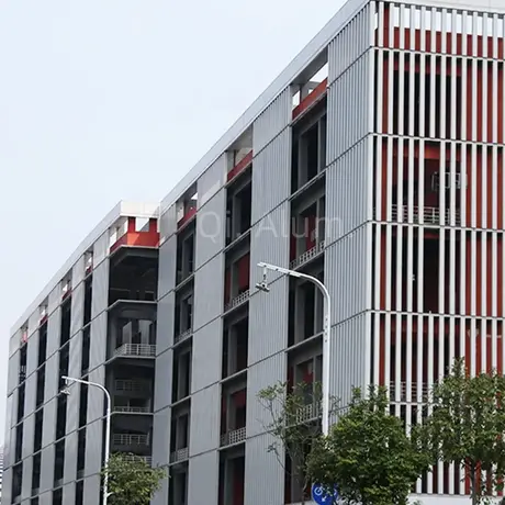 Panneaux de revêtement à lames en section boîte en alliage d'aluminium, façade extérieure, mur-rideau vue 3
