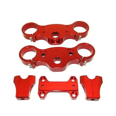 Pièces en aluminium anodisé rouge CNC de haute qualité pour moto, étriers de direction triple moto
