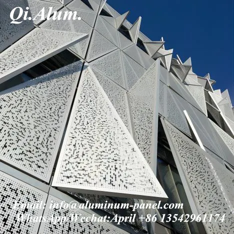 Panneaux aluminium façade extérieure usinés CNC - Foshan Qi Aluminum Decorative Materials Co., Ltd