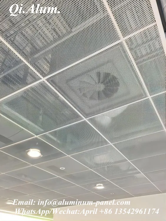 Panneau de plafond métallique suspendu en aluminium design pour plafond suspendu faux décoratif — Foshan Qi Aluminum Decorative Materials Co. Ltd