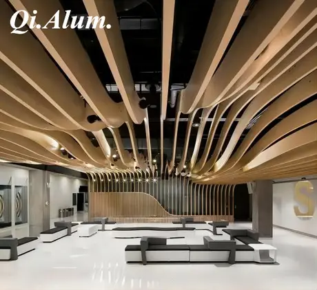 Plafond à baffle en aluminium, plafond artistique en tube carré aluminium