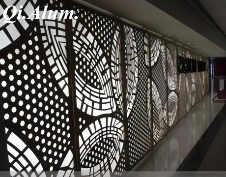 Panneau métallique en aluminium découpé au laser pour balcons, séparation sur balcon