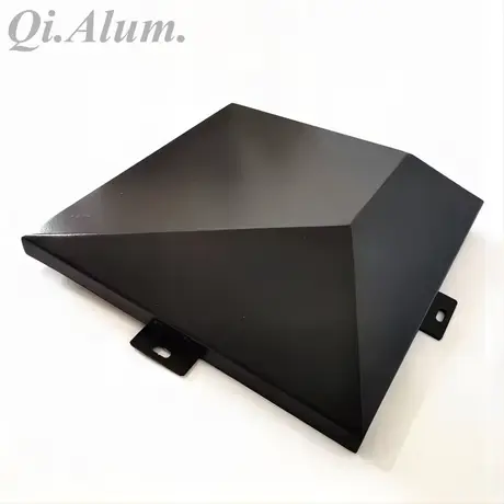Panneaux muraux 3D en aluminium perforé panneau de façade