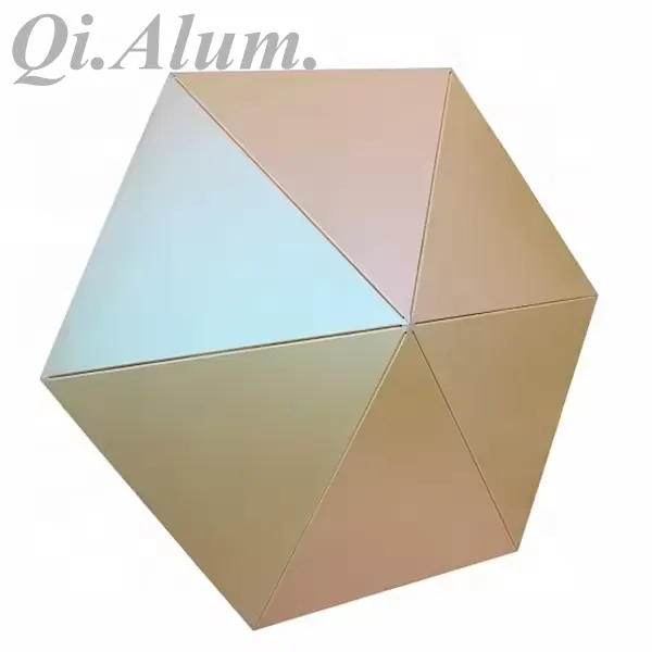 Projets de panneaux de revêtement mural en aluminium 3D, matériaux de construction en aluminium — Foshan Qi Aluminum Decorative Materials Co., Ltd