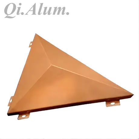 Panneau aluminium 3D en triangle, conception de panneaux de revêtement mural