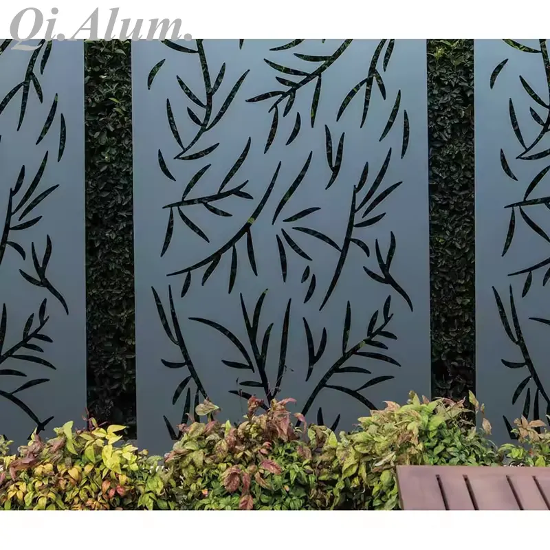 Écran décoratif en métal aluminium perforé pour panneaux muraux — Foshan Qi Aluminum Decorative Materials Co. Ltd