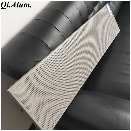 Feuille/panneau en aluminium plein perforé léger pour façade d’hôtel/bâtiment de bureau