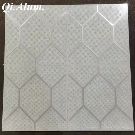Plaques suspendues absorbantes de son pour plafonds décoratifs en aluminium