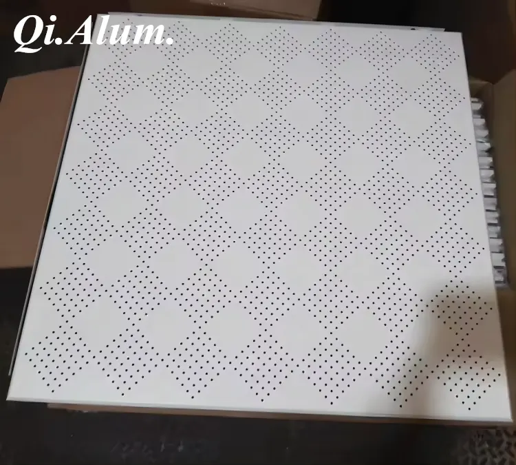 Nouveaux types de plafonds en aluminium pour matériaux de construction — Foshan Qi Aluminum Decorative Materials Co., Ltd
