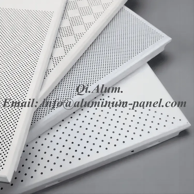Plaques de plafond suspendu métalliques 2X2 en aluminium — Foshan Qi Aluminum Decorative Materials Co., Ltd