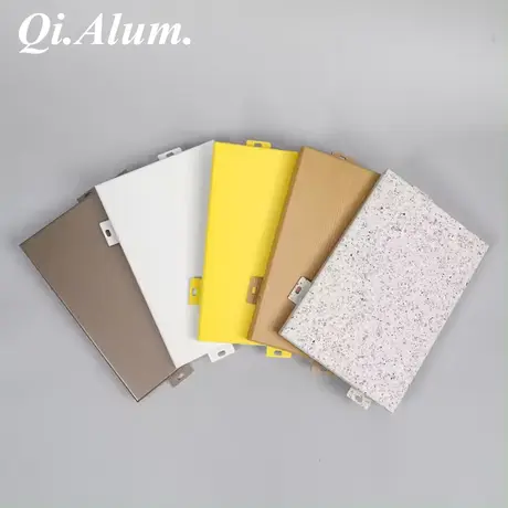Matériau de façade extérieure pour bardage en panneau aluminium plein