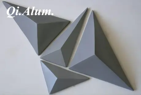 Panneaux aluminium 3D sur mesure basés sur plans de conception